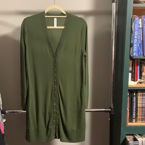 Zenana Outfitters Small Long Cardigan (Past Butt)!